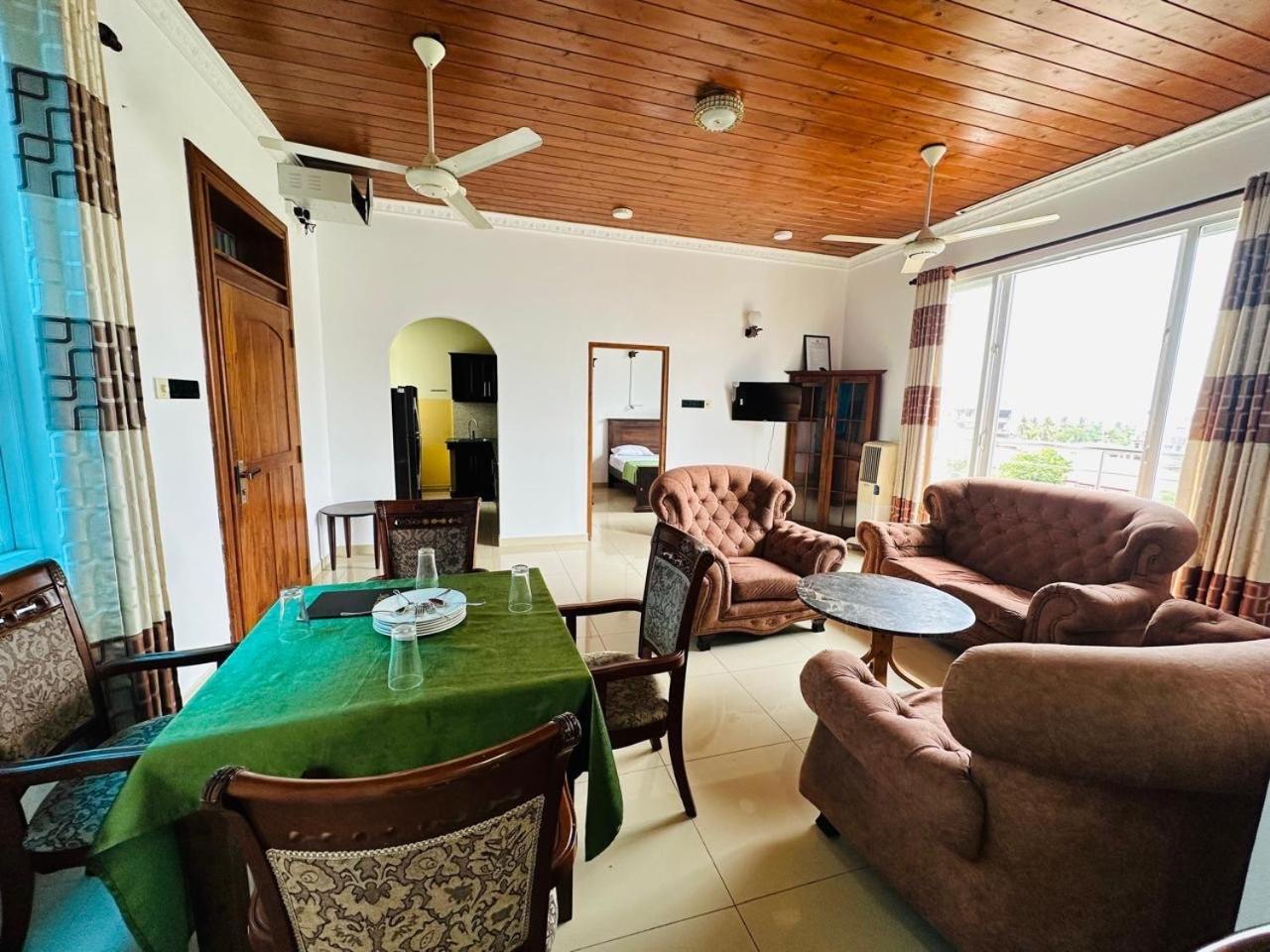 Green Tree Apartments Dehiwala-Mount Lavinia Zewnętrze zdjęcie
